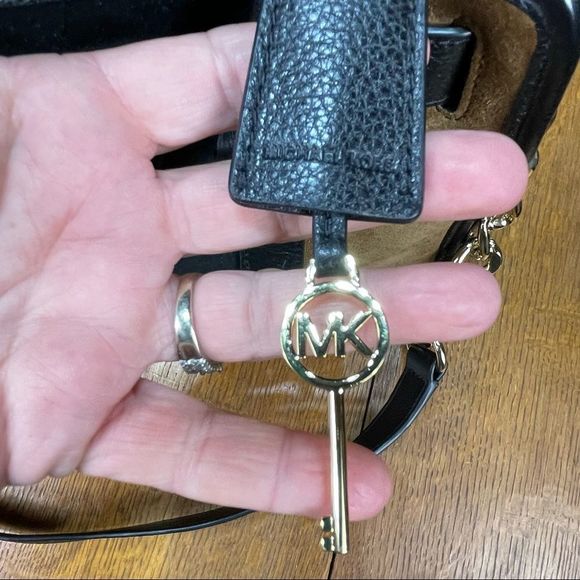 Michael Kors Hamilton Center Stripe East West Satchel Color Block Suede Lock Key - Picture 8 of 12